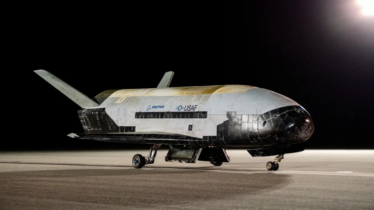Space Force to Launch Eighth X‑37B Spaceplane Flight Next Month